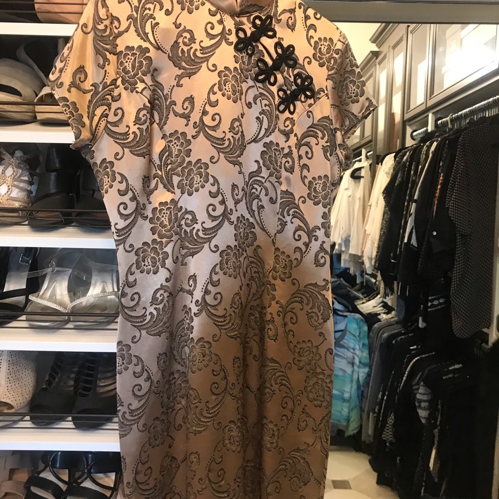 Dress - Picture 2 of 3